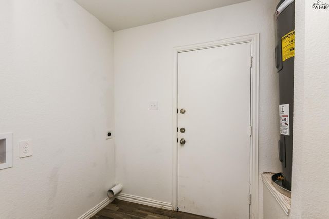 1646 ELIZABETH AVENUE, Wichita Falls, TX 76301