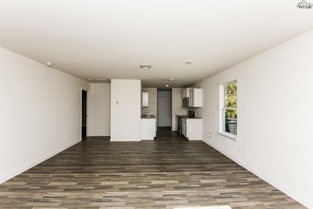 1646 ELIZABETH AVENUE, Wichita Falls, TX 76301