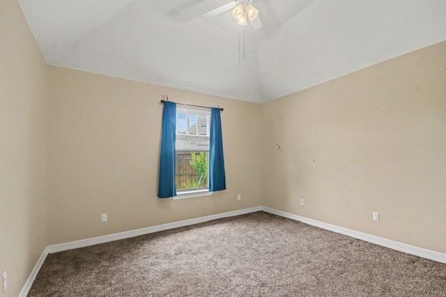 147 Eagle Nest Court, Richwood, TX 77566