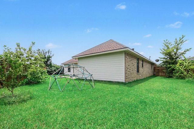 147 Eagle Nest Court, Richwood, TX 77566