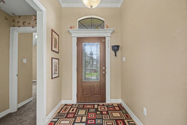 147 Eagle Nest Court, Richwood, TX 77566