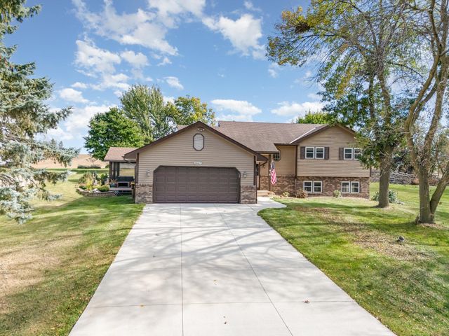 24417 E Cedar Lake Drive, New Prague, MN 56071