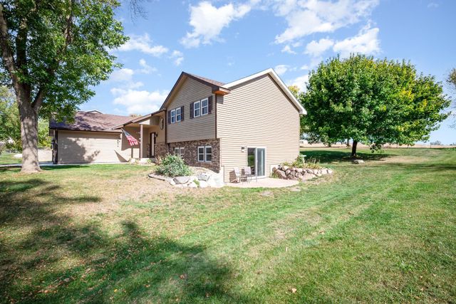 24417 E Cedar Lake Drive, New Prague, MN 56071