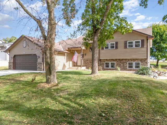 24417 E Cedar Lake Drive, New Prague, MN 56071