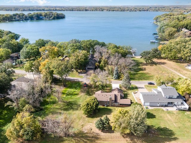 24417 E Cedar Lake Drive, New Prague, MN 56071