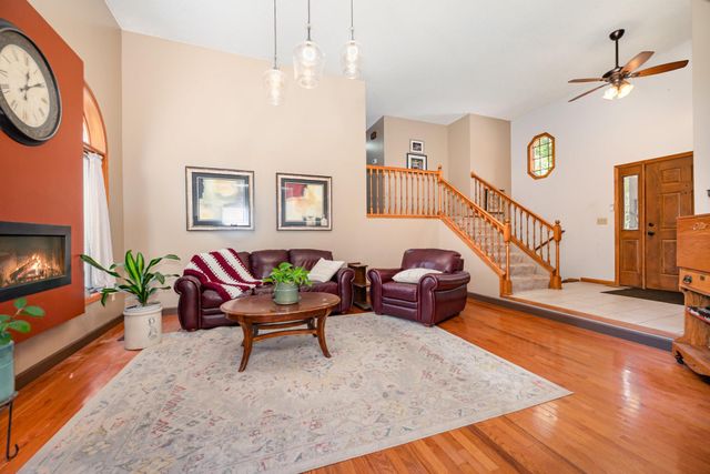 24417 E Cedar Lake Drive, New Prague, MN 56071