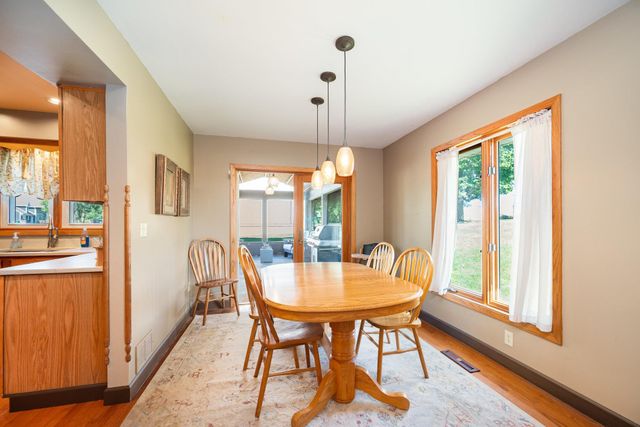 24417 E Cedar Lake Drive, New Prague, MN 56071