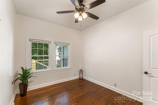 302 White Street, Morganton, NC 28655