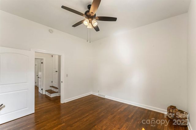302 White Street, Morganton, NC 28655