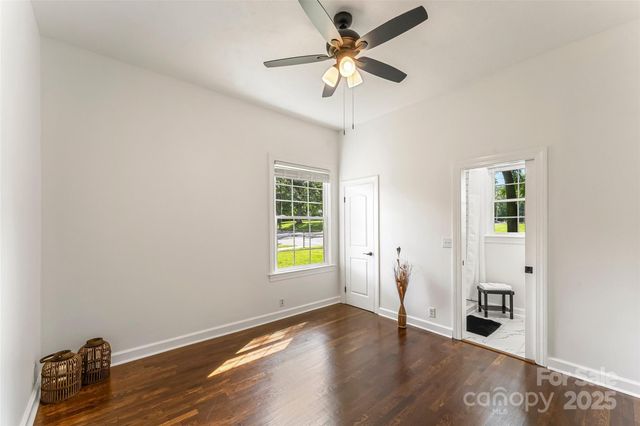 302 White Street, Morganton, NC 28655