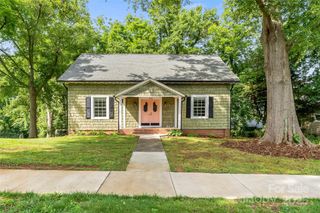 302 White Street, Morganton, NC 28655