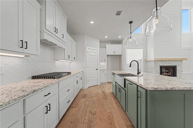 1451 Tiffany Street, Centerton, AR 72719