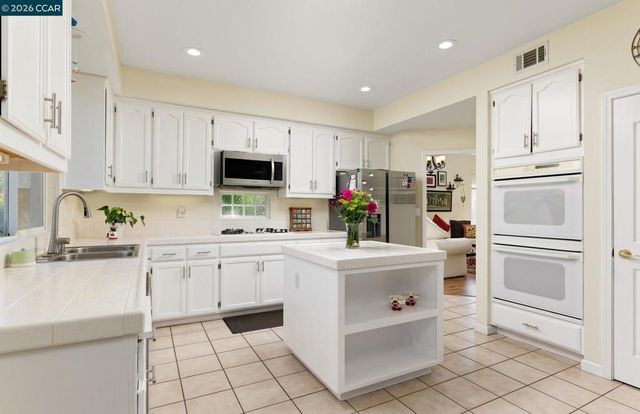 1315 Oak Crest Way, Antioch, CA 94531