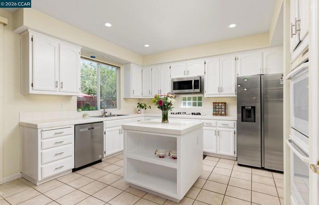 1315 Oak Crest Way, Antioch, CA 94531