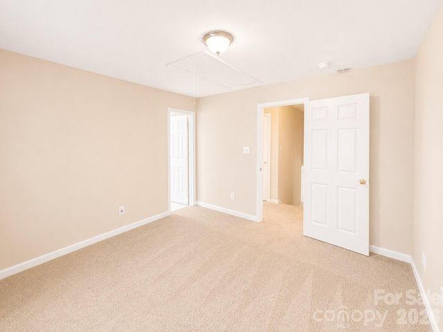 6417 Spanish Moss Lane, Charlotte, NC 28262