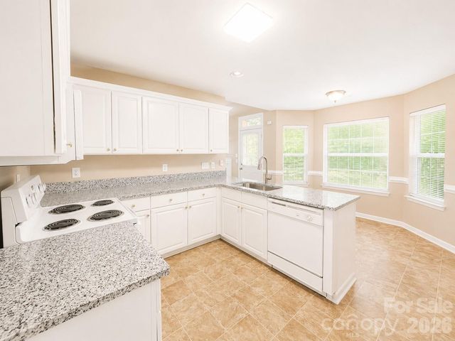 6417 Spanish Moss Lane, Charlotte, NC 28262