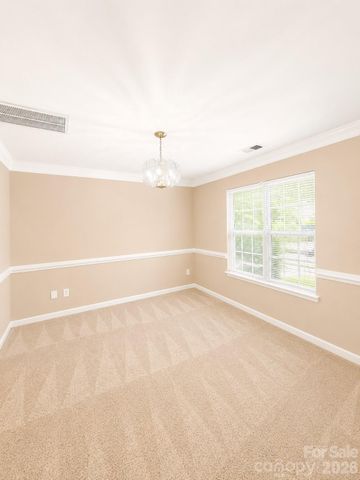 6417 Spanish Moss Lane, Charlotte, NC 28262