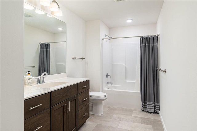 3120 Christenson LANE, Onalaska, WI 54650