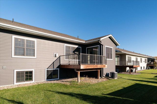 3120 Christenson LANE, Onalaska, WI 54650