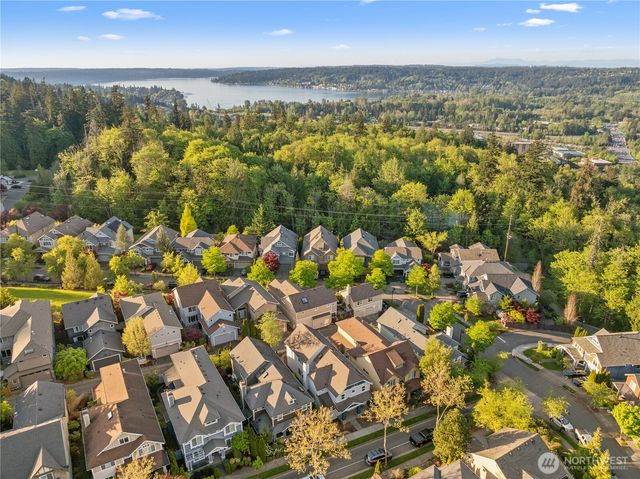 2127 NW Far Country Lane, Issaquah, WA 98027