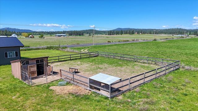 37122 N SPOTTED Rd, Deer Park, WA 99006