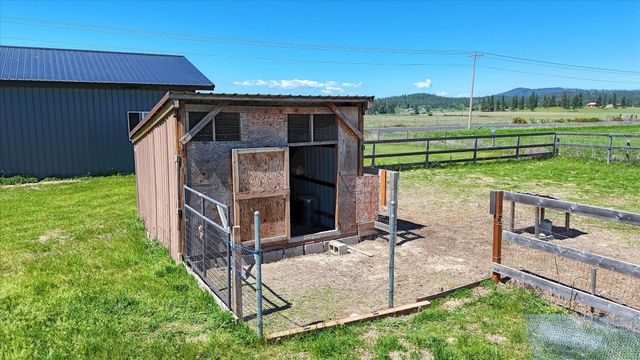 37122 N SPOTTED Rd, Deer Park, WA 99006
