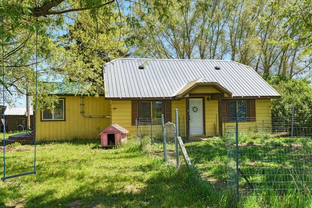 37122 N SPOTTED Rd, Deer Park, WA 99006