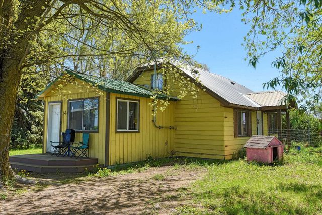 37122 N SPOTTED Rd, Deer Park, WA 99006