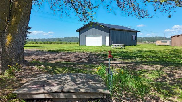 37122 N SPOTTED Rd, Deer Park, WA 99006