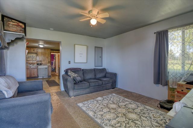 37122 N SPOTTED Rd, Deer Park, WA 99006