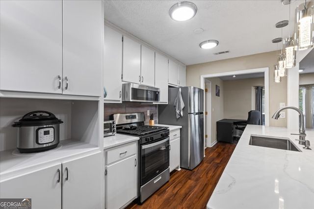 539 Horseshoe Circle, Stockbridge, GA 30281