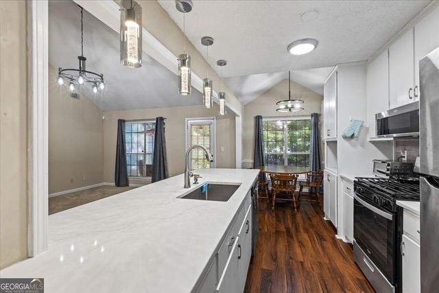 539 Horseshoe Circle, Stockbridge, GA 30281