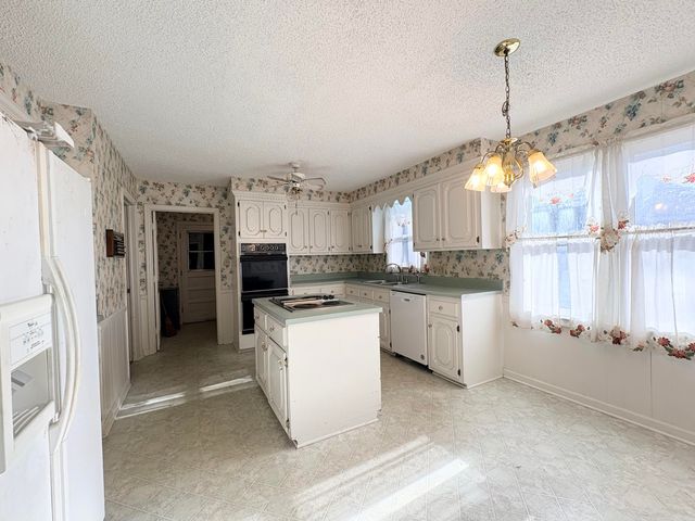 1409 Fairview Road, Pelion, SC 29123