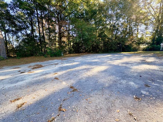 1409 Fairview Road, Pelion, SC 29123