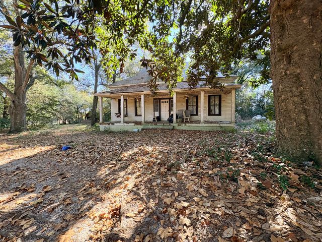 1409 Fairview Road, Pelion, SC 29123