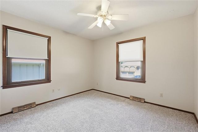 16512 Spring Valley Road, Belton, MO 64012