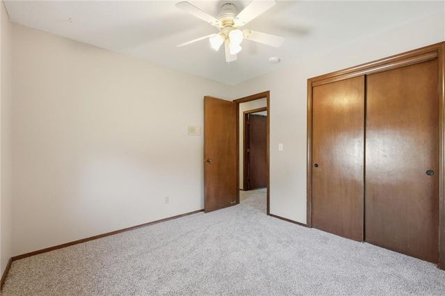16512 Spring Valley Road, Belton, MO 64012
