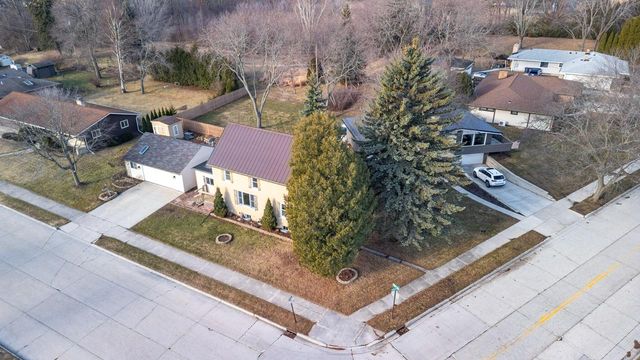 2903 Wilgus AVENUE, Sheboygan, WI 53081