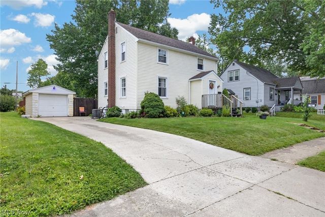 46 N Cross Street, Columbiana, OH 44408