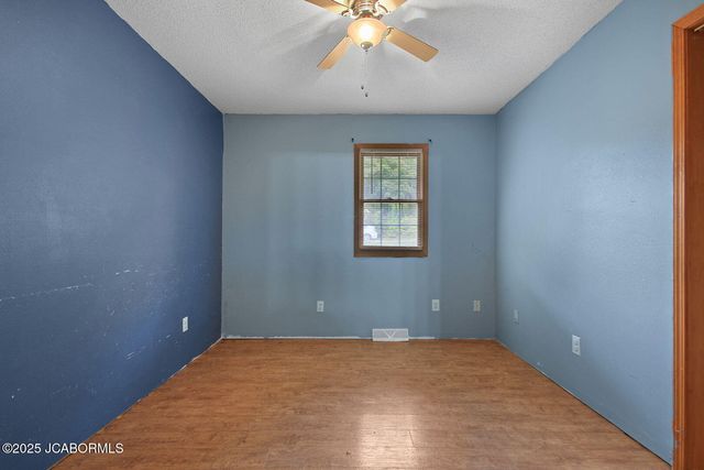 11922 OAK RIDGE LANE, Holts Summit, MO 65043