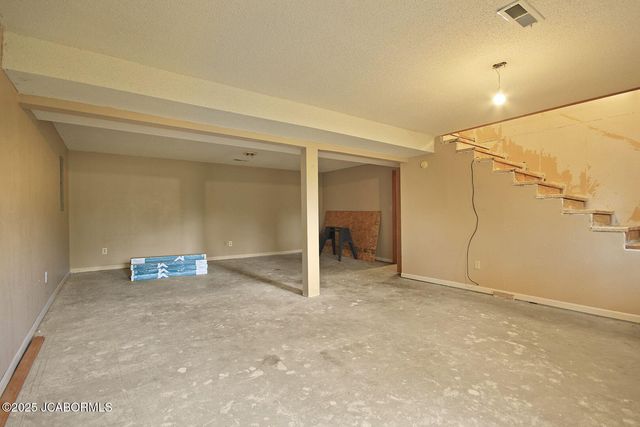 11922 OAK RIDGE LANE, Holts Summit, MO 65043