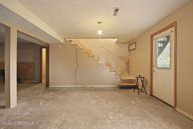 11922 OAK RIDGE LANE, Holts Summit, MO 65043