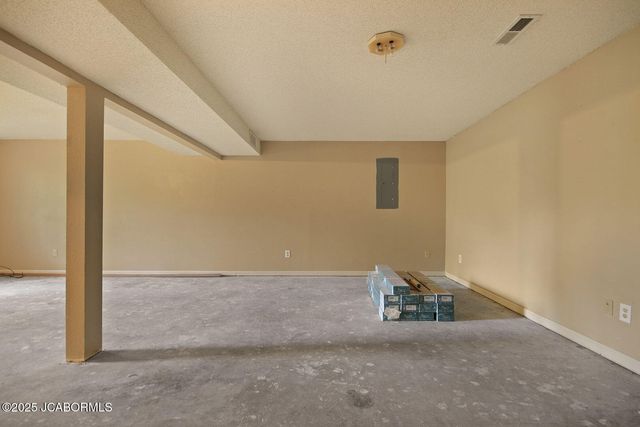 11922 OAK RIDGE LANE, Holts Summit, MO 65043