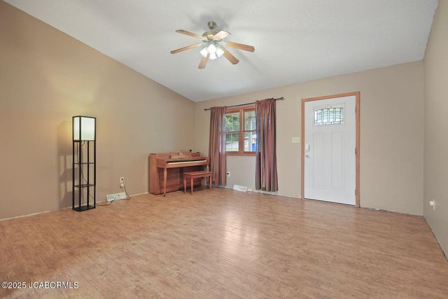 11922 OAK RIDGE LANE, Holts Summit, MO 65043