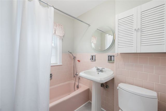 463 Power Road, Pawtucket, RI 02860