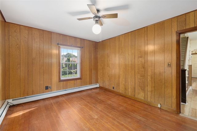 463 Power Road, Pawtucket, RI 02860