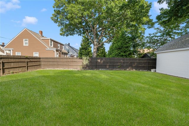 463 Power Road, Pawtucket, RI 02860