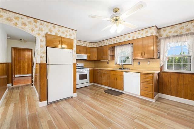 463 Power Road, Pawtucket, RI 02860
