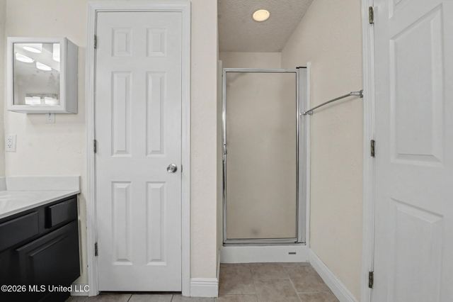 6911 Pinehurst Drive, Ocean Springs, MS 39564