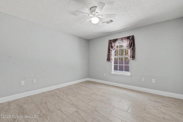 6911 Pinehurst Drive, Ocean Springs, MS 39564